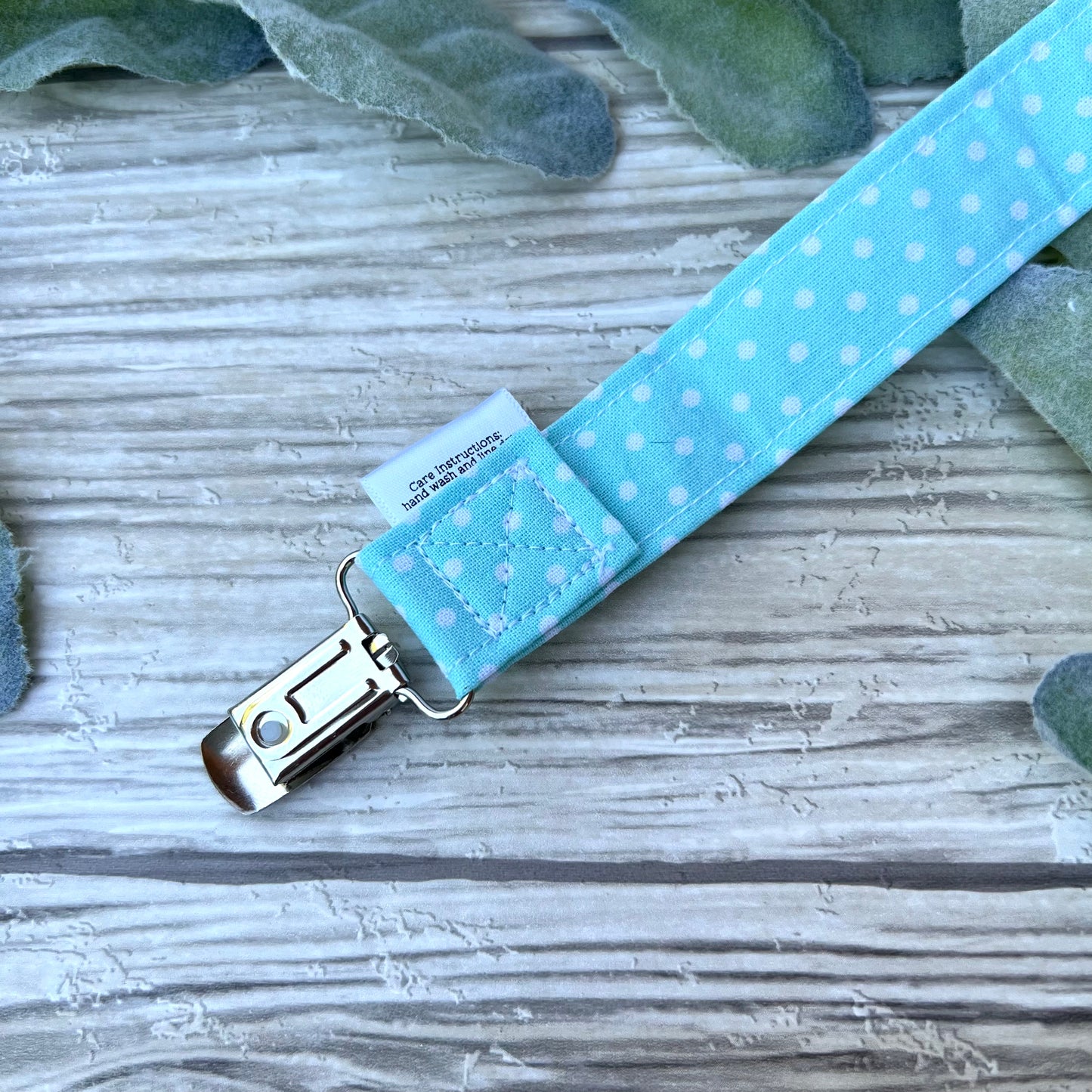 Aqua Dots Pacifier Clip