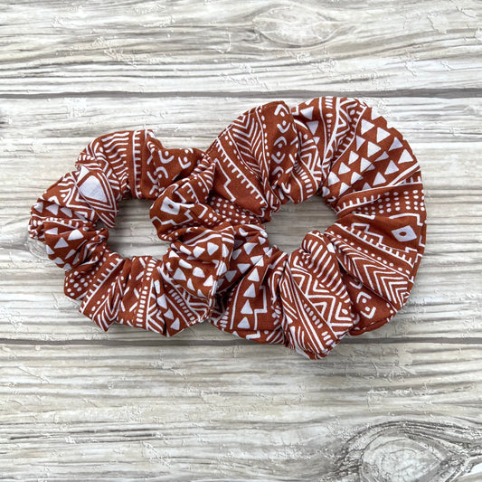 Geometric Rust Cotton Scrunchie