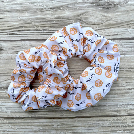 White Cat's Meow Cotton Scrunchie