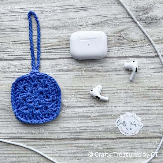 Crocheted Wireless Headphones Case - Dazzle Blue
