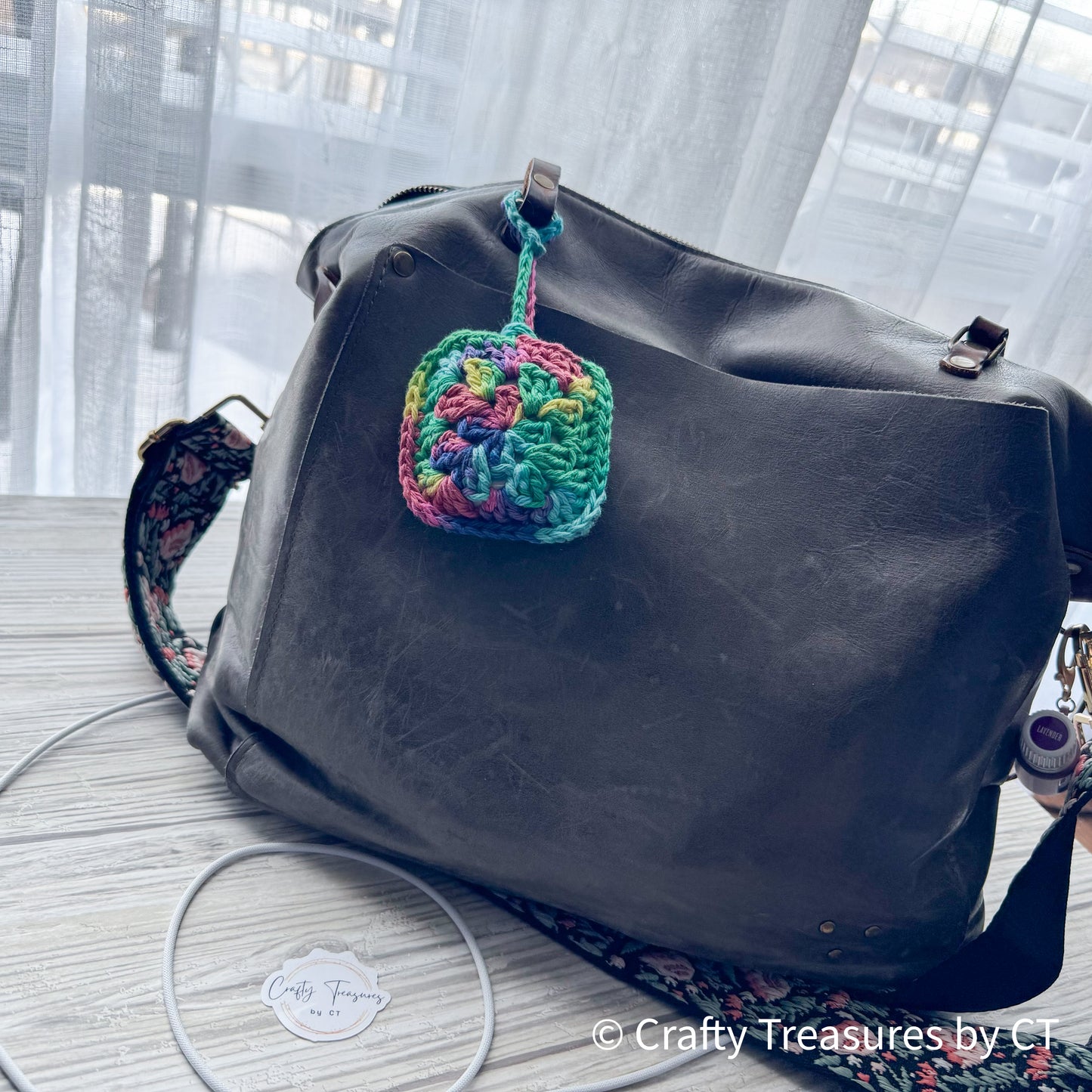 Crocheted Wireless Headphones Case - Psychedelic Rainbow