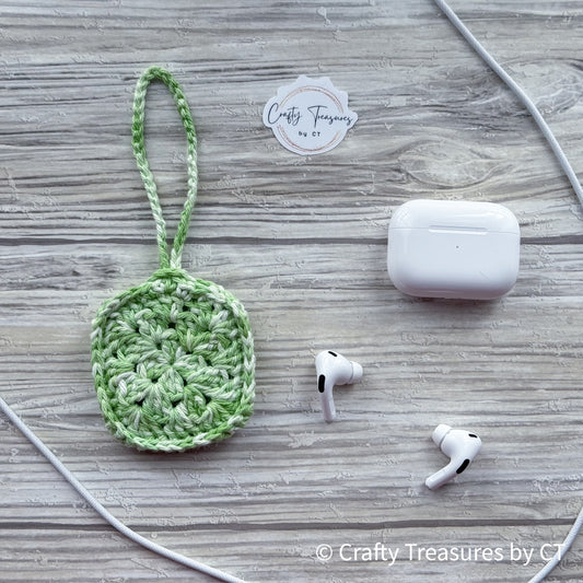 Crocheted Wireless Headphones Case - Vintage Green