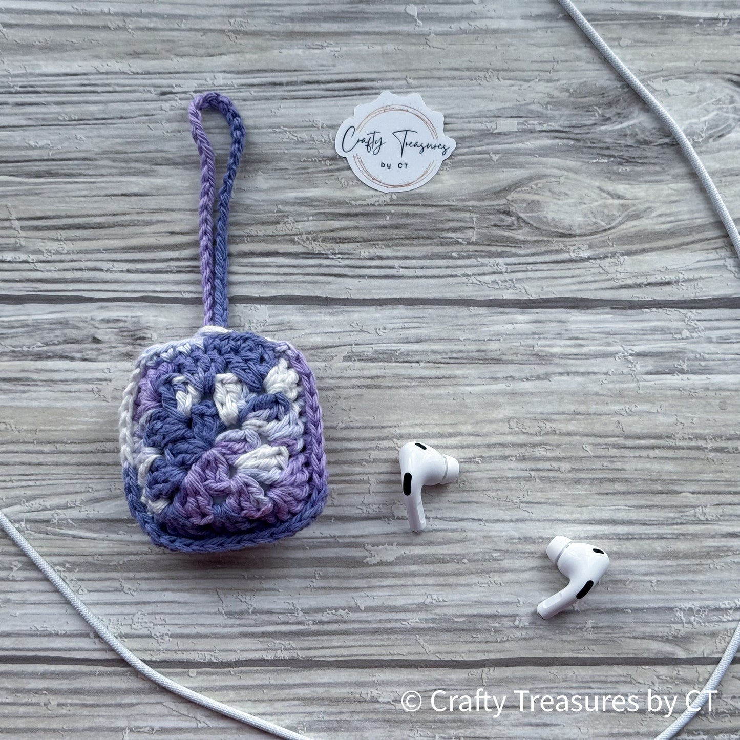 Crocheted Wireless Headphones Case - Purple Haze